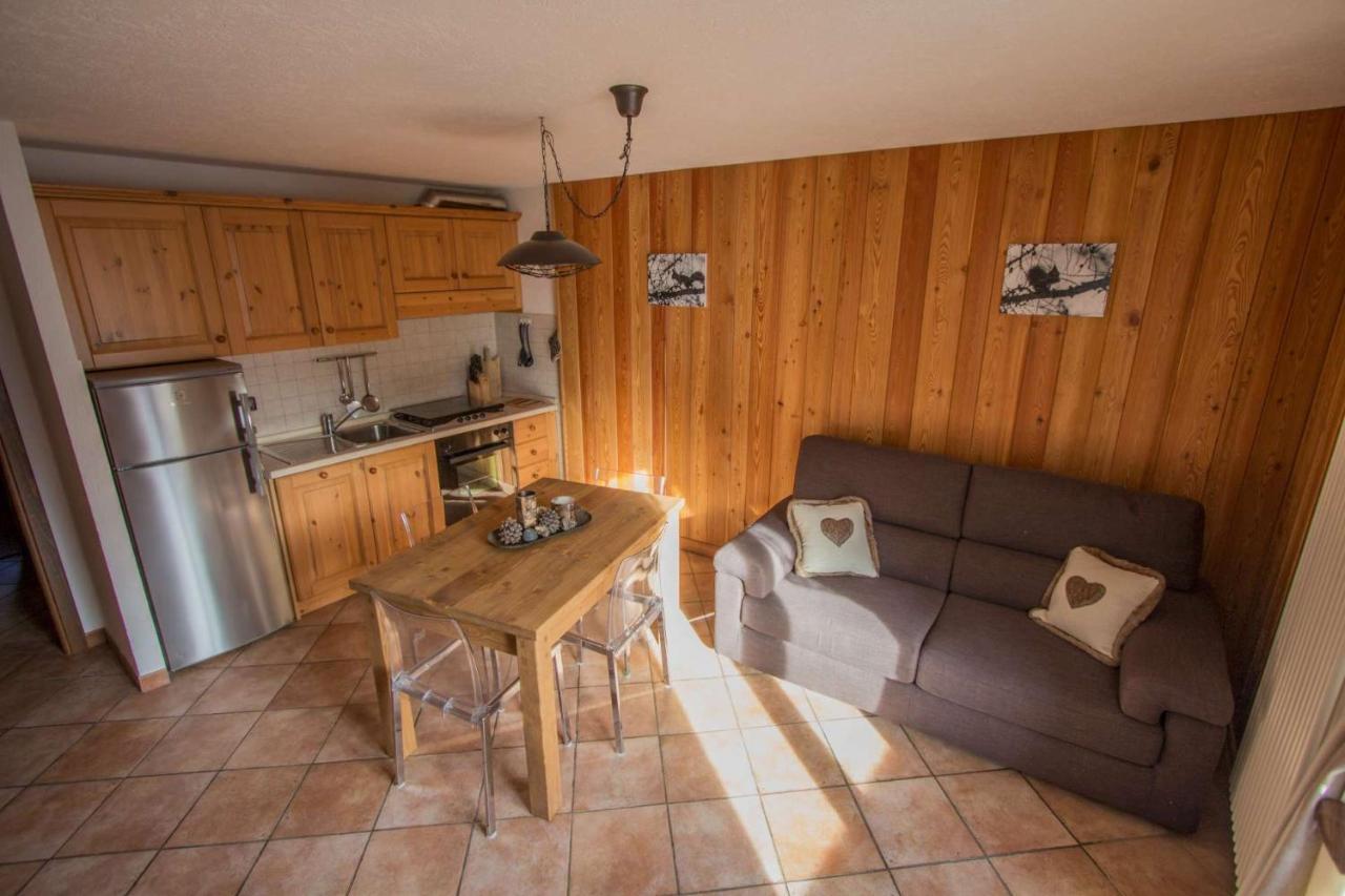 Casa Alfredo Apartment Cogne Phòng bức ảnh